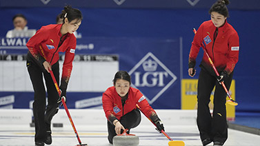 与横滨水手 与横滨水手